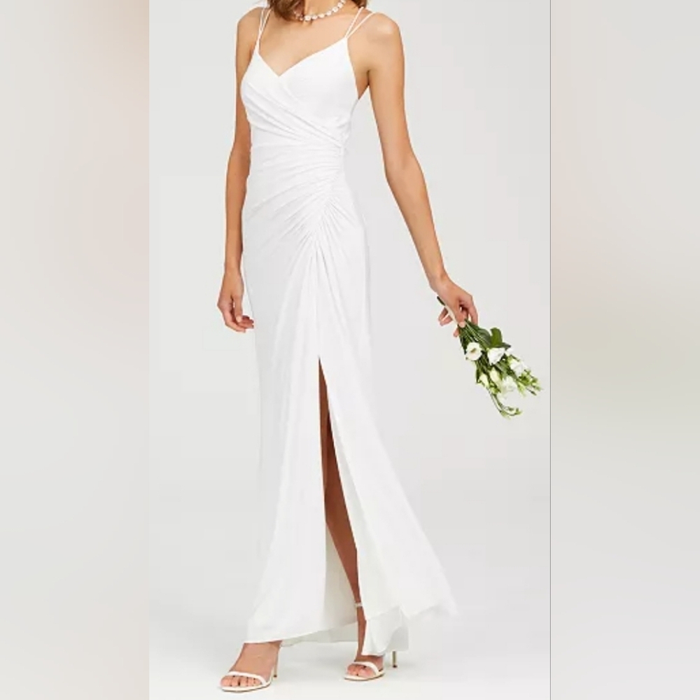 Adrianna Papell White Gown. Worn once on cruise. Summer Formal. Wedding